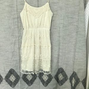 Boho dress with lace Pom hem.